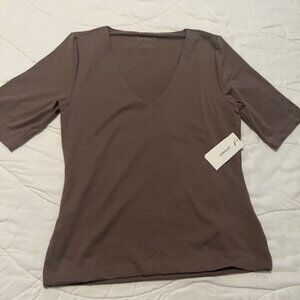 SPANXsmooth V-Neck Tee (NWT)